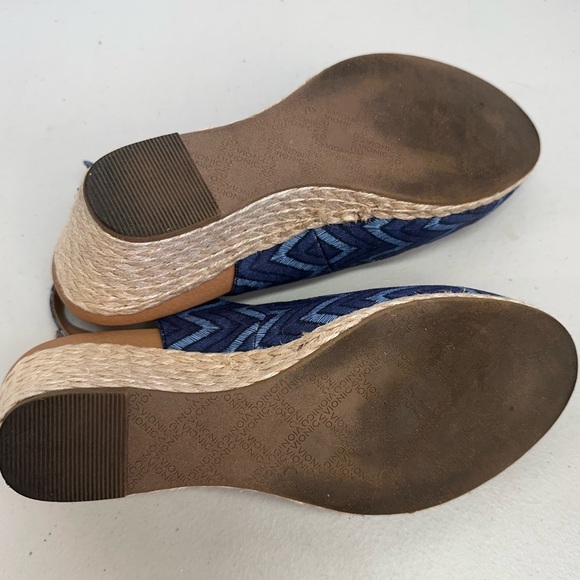 Vionic Coralina Chevron Blue Espadrille Wedge Slingback – Size 9.5W - Picture 7 of 8